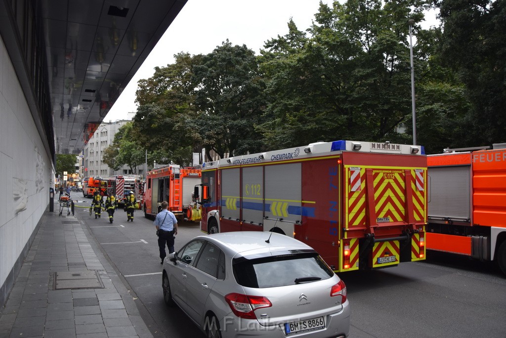 Feuer 2 WDR Koeln Altstadt Nord An der Rechtschule P083.JPG - Miklos Laubert